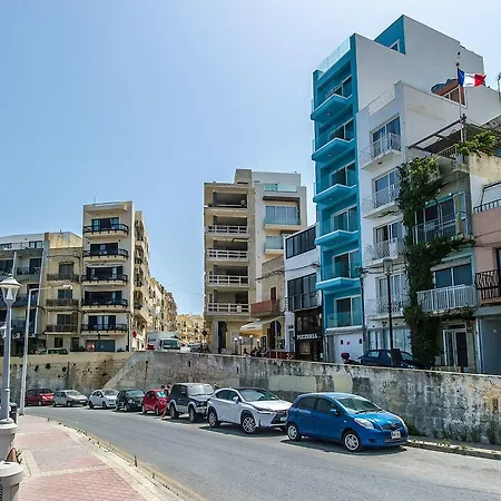 Fine Living Blue Waves St. Paul's Bay